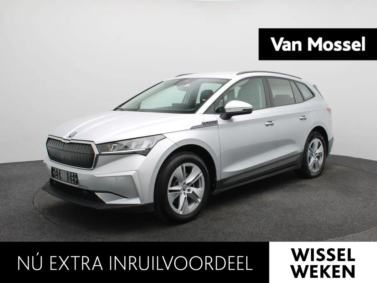 60 Sportline Business | SOH 92 % | LEDEREN BEKLEDING | 20 " LICHTMETALEN VELGEN | NAVIGATIE FULL MAP | APPLE/ANDROID CARPLAY | 12 MAANDEN BOVAG GARANTIE |