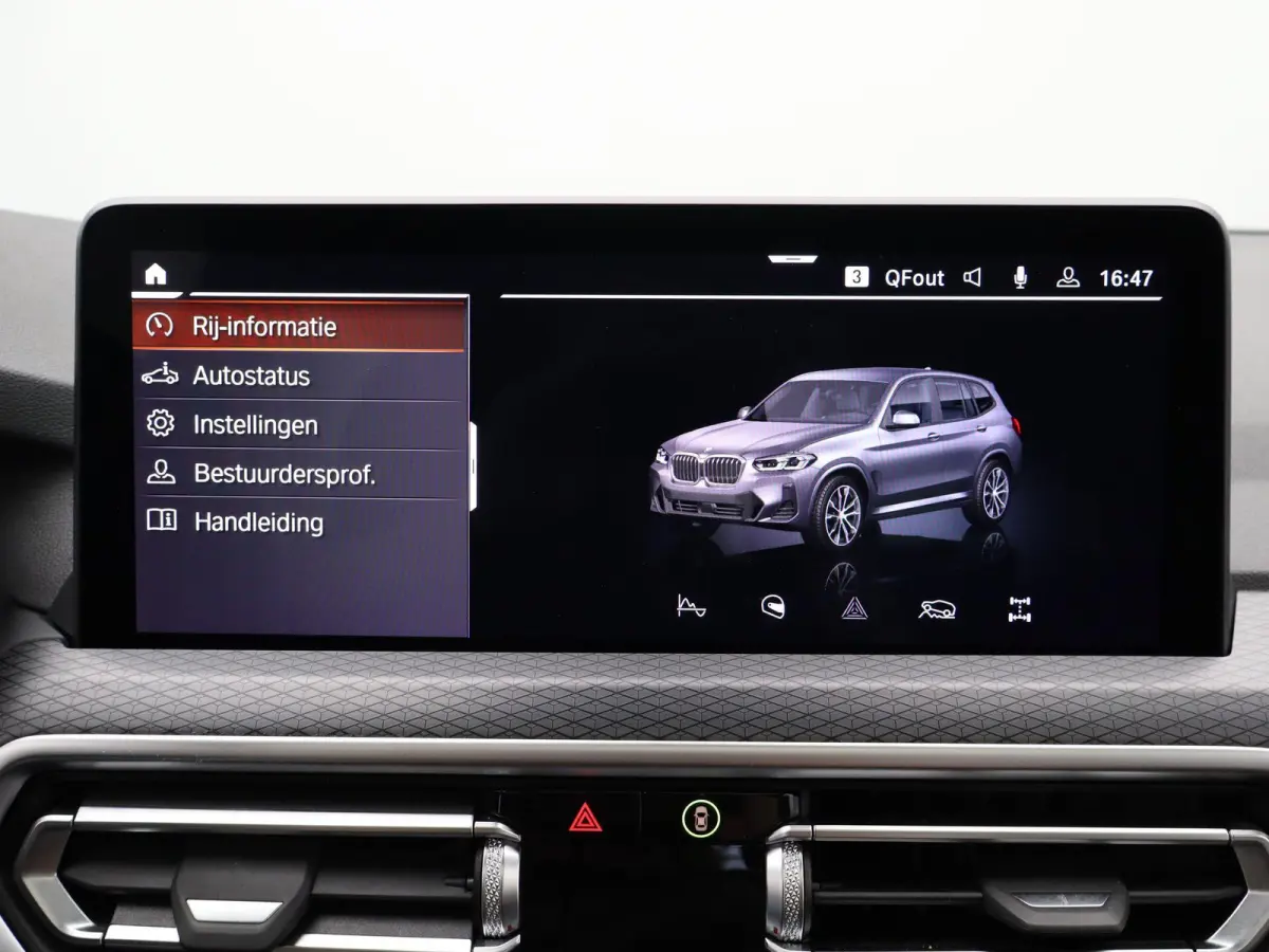 xDrive20d M SPORT AT | LEDEREN BEKLEDING | PANORAMADAK | LED VERLICHTING | STOELVERWARMING | LICHTMETALEN VELGEN | 12 MAANDEN BOVAG GARANTIE |