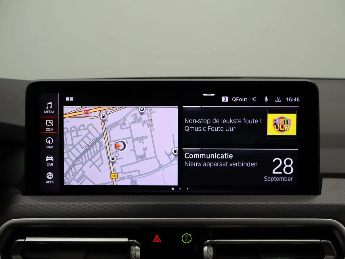xDrive20d M SPORT AT | LEDEREN BEKLEDING | PANORAMADAK | LED VERLICHTING | STOELVERWARMING | LICHTMETALEN VELGEN | 12 MAANDEN BOVAG GARANTIE |