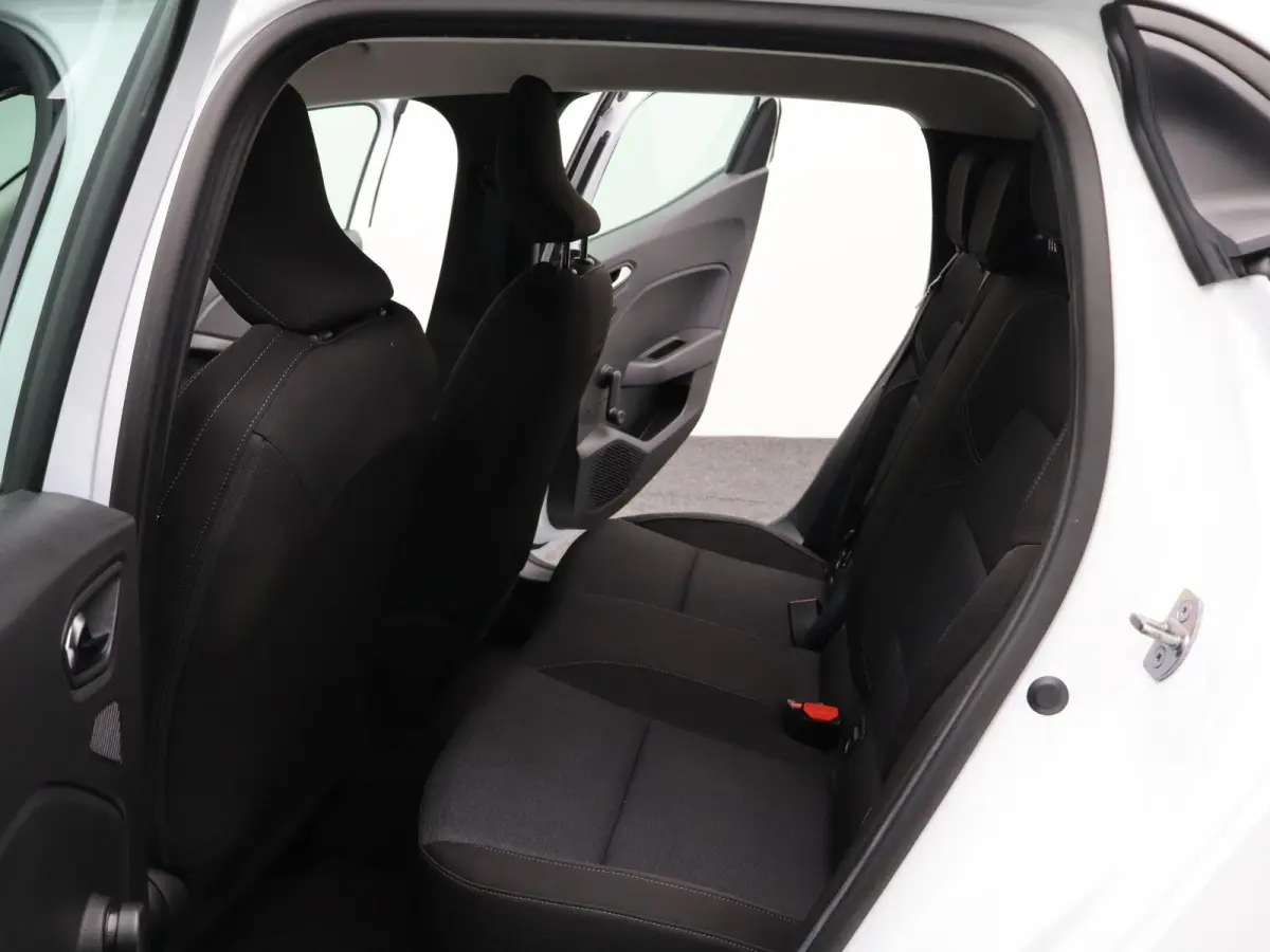 1.0 TCe 90 Equilibre | AIRCO | APPLE/ANDROID CARPLAY | LED VERLICHTING | PARKEERSENSOREN | 12 MAANDEN BOVAG GARANTIE |
