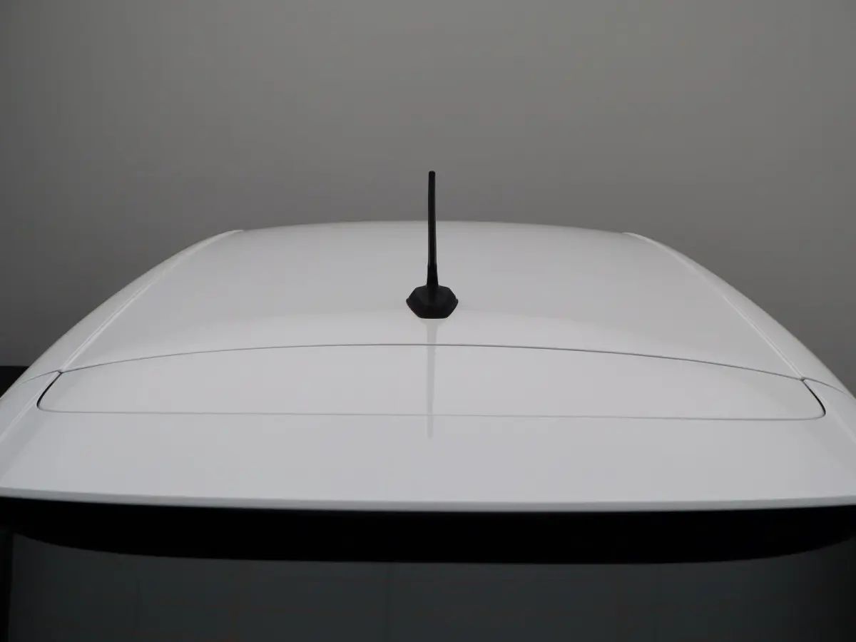 1.0 TCe 90 Equilibre | AIRCO | APPLE/ANDROID CARPLAY | LED VERLICHTING | PARKEERSENSOREN | 12 MAANDEN BOVAG GARANTIE |
