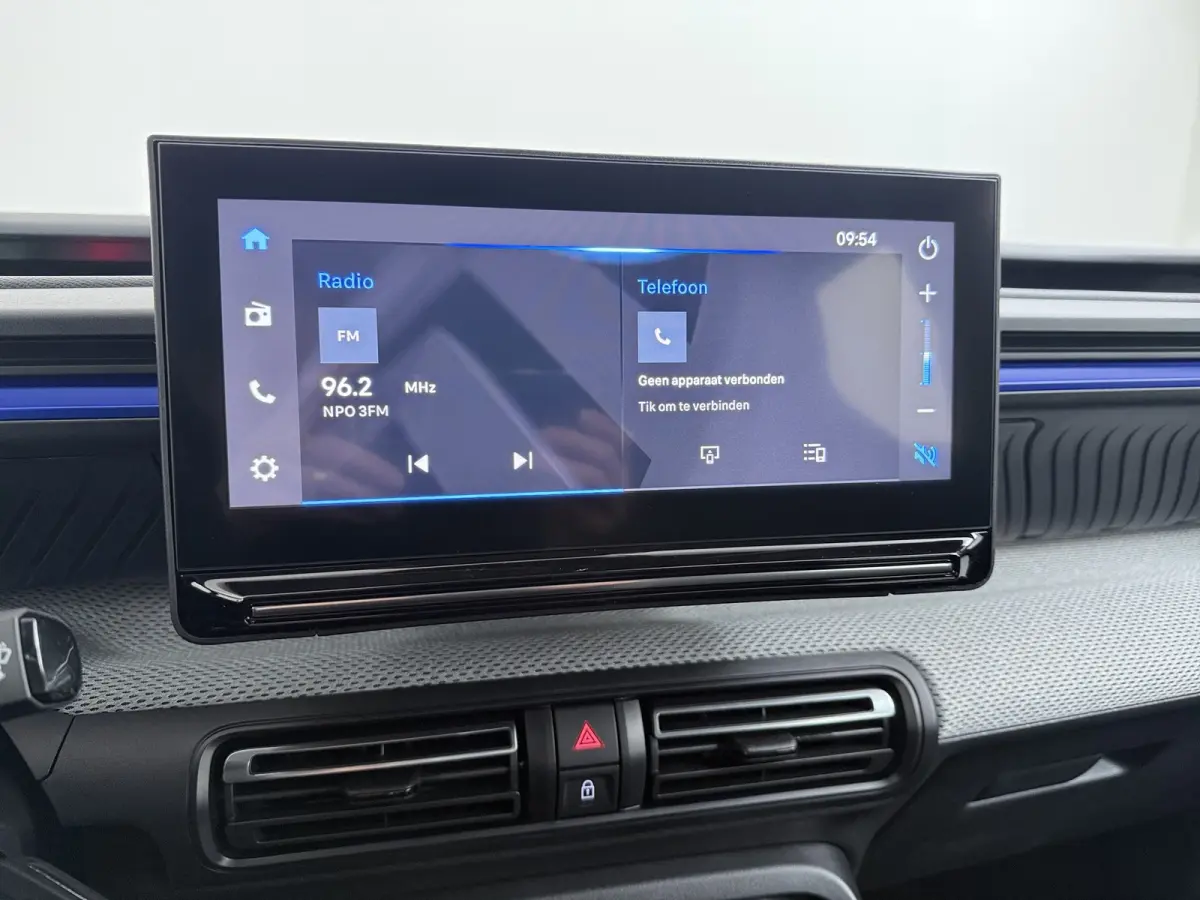 Tonic 113pk Comfort Range 44 kWh | €3100,- korting ! | Carplay | Cruise Control | Head-up display | Parkeersensor achter