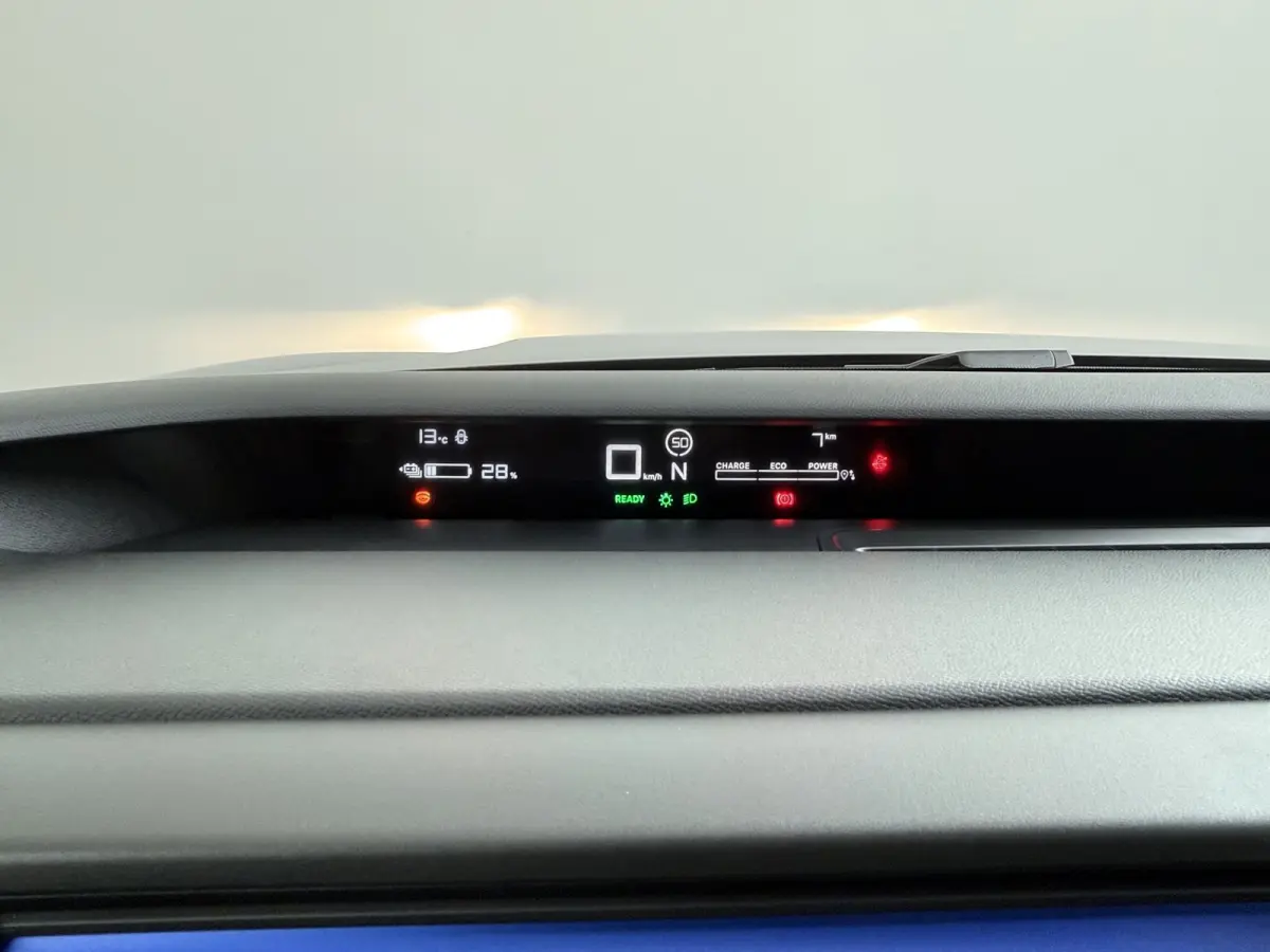 Tonic 113pk Comfort Range 44 kWh | €3100,- korting ! | Carplay | Cruise Control | Head-up display | Parkeersensor achter