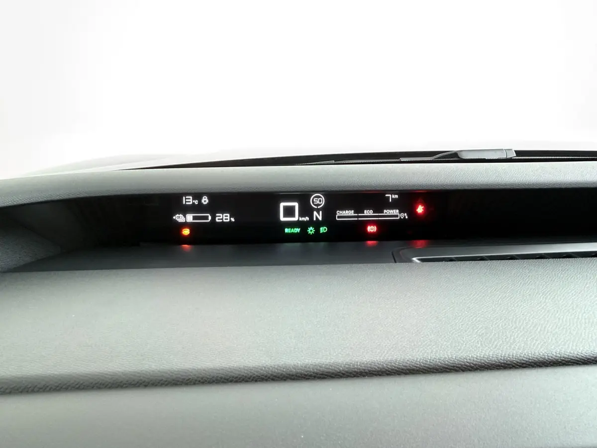 Tonic 113pk Comfort Range 44 kWh | €3100,- korting ! | Carplay | Cruise Control | Head-up display | Parkeersensor achter