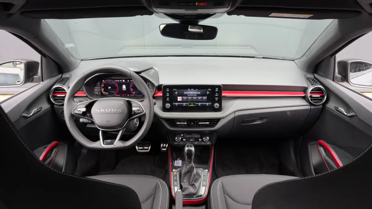 1.0 TSI 115pk 7-DSG Monte Carlo | Camera | 17" | Carplay | Stoelverwarming | Keyless