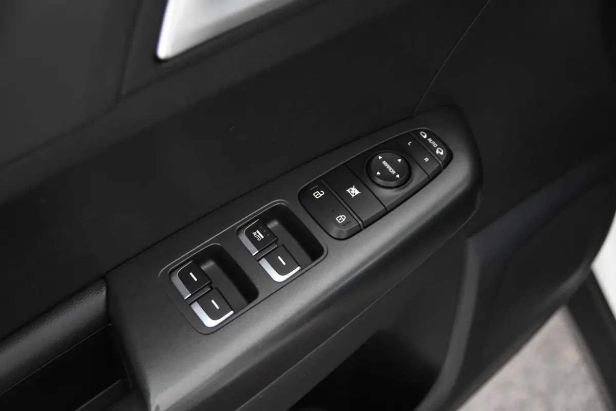 1.6 GDI DynamicLine *Navigatie*Camera*Carplay*