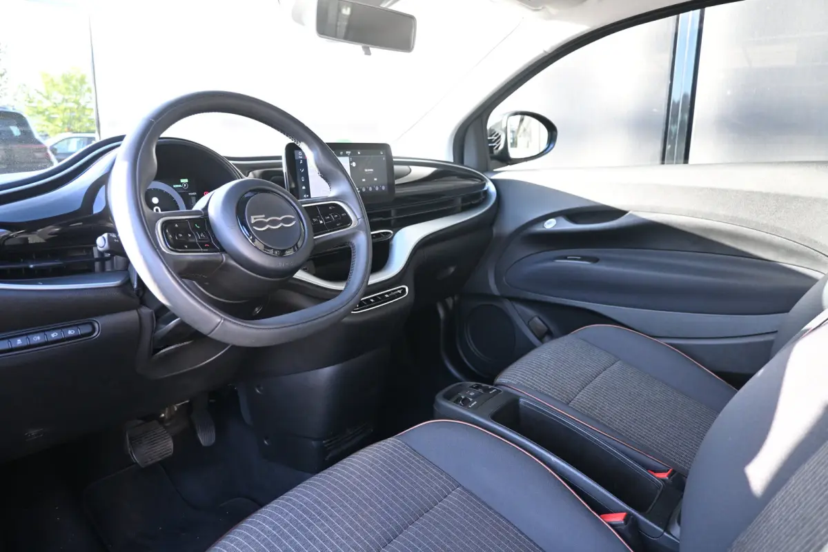 Icon 42 kWh 3-Fase 92,5%SOH! | Navi By App | Achteruitrijcamera | Climate Control | Cruise Control |!!