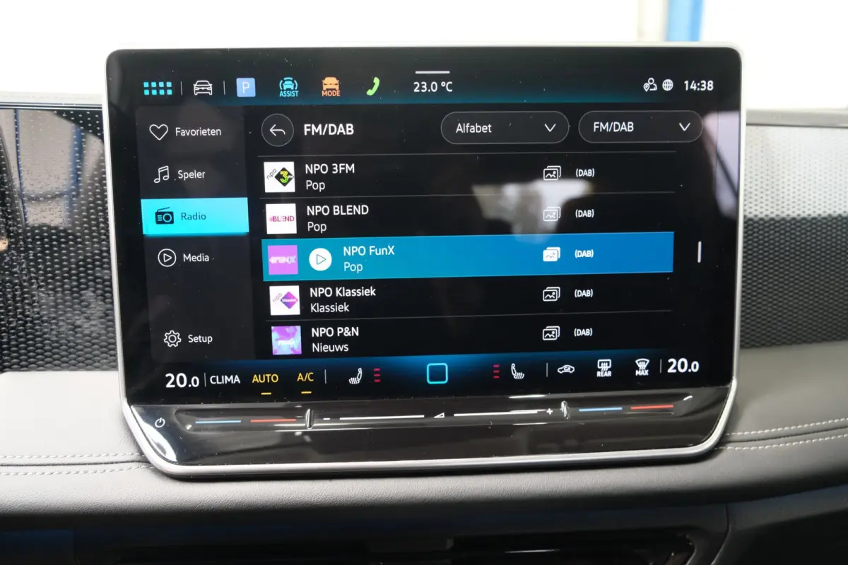 1.5 eTSI Life Edition Automaat - N.A.P. Airco, Cruise, Navi, PDC, Carplay, Virtueel display.