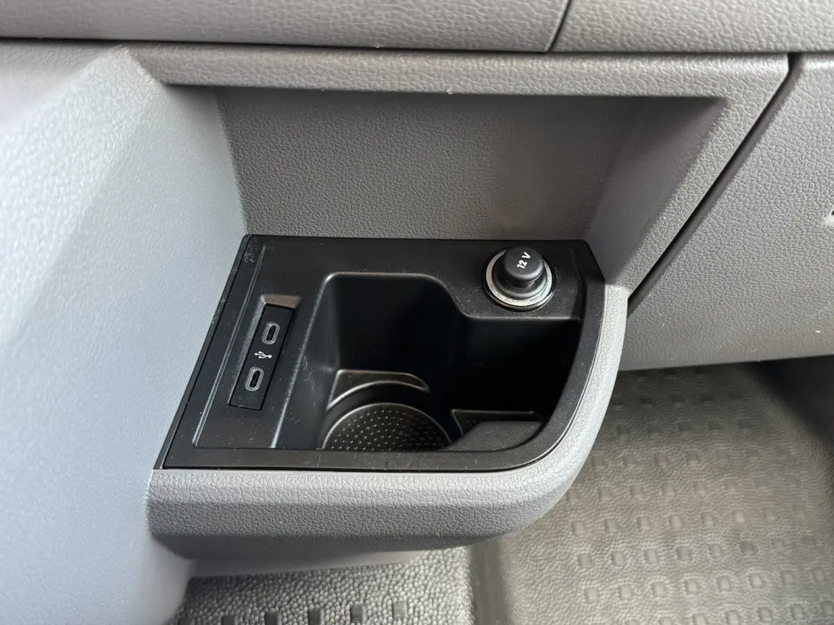 2.0 TDI L2H3 28 Comfortline Carplay Cruise Navigatie Airco Trekhaak 3 Zitplaatsen