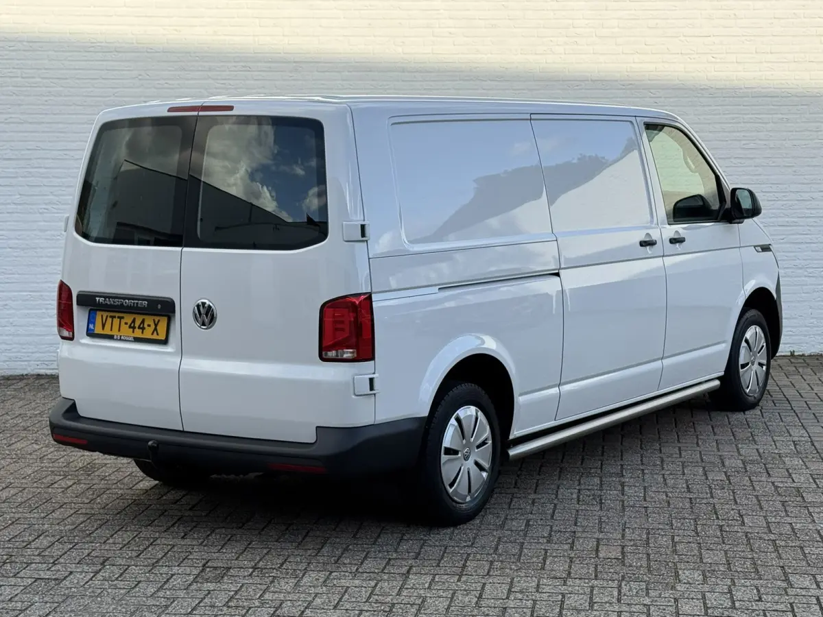 2.0 TDI L2H3 28 Comfortline Carplay Cruise Navigatie Airco Trekhaak 3 Zitplaatsen