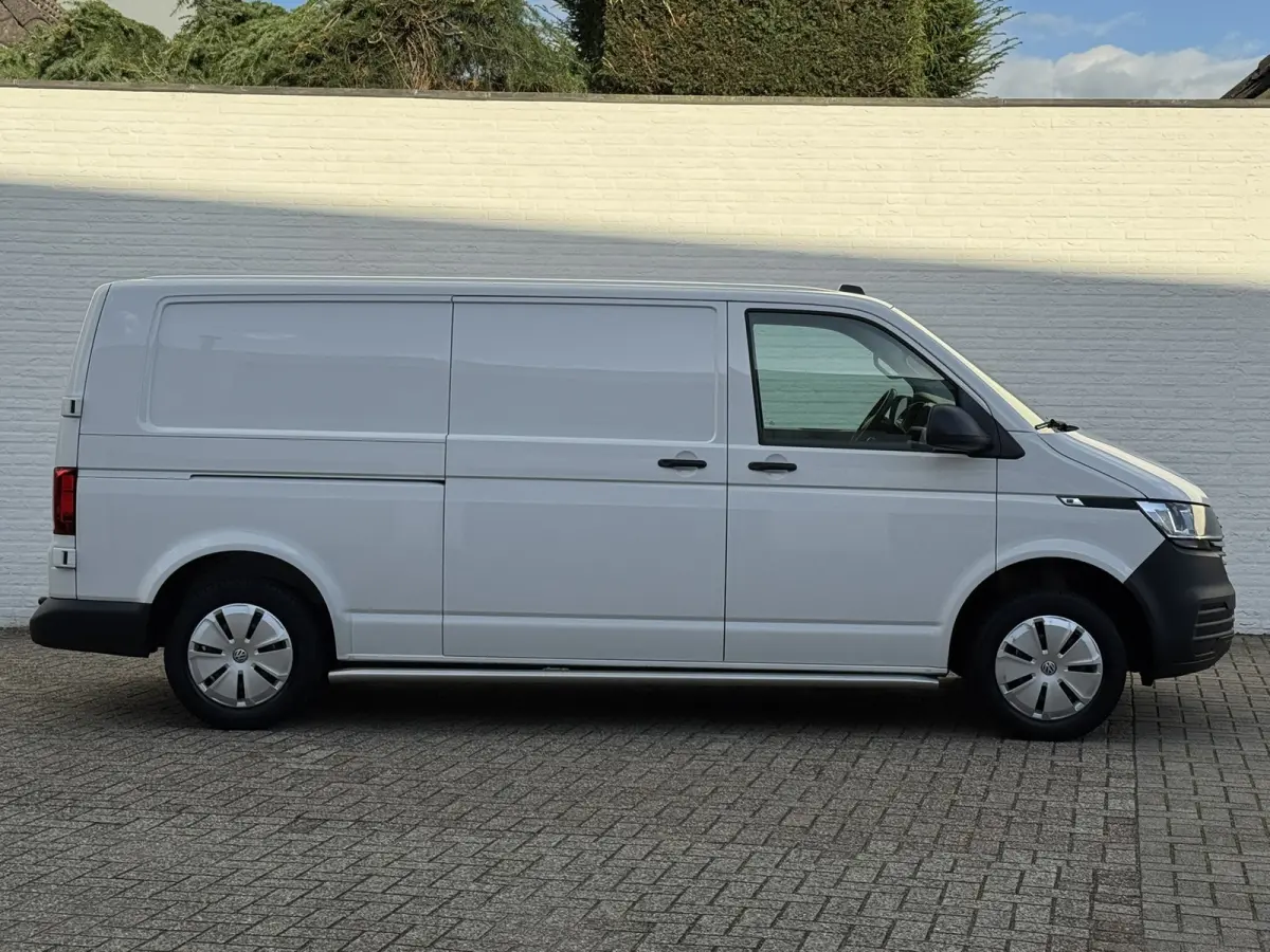 2.0 TDI L2H3 28 Comfortline Carplay Cruise Navigatie Airco Trekhaak 3 Zitplaatsen