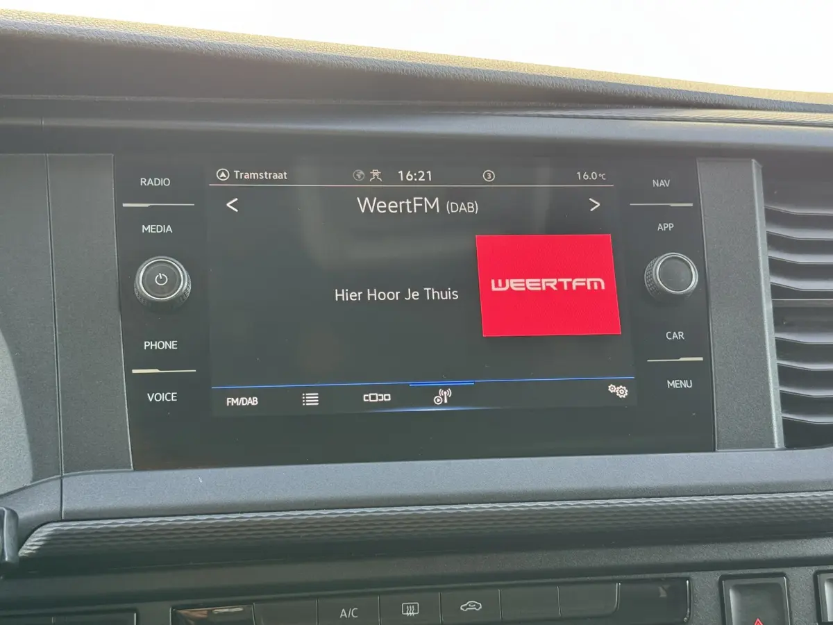 2.0 TDI L2H3 28 Comfortline Carplay Cruise Navigatie Airco Trekhaak 3 Zitplaatsen