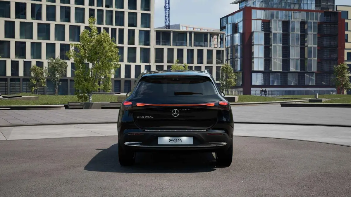 250+ Business Line LIMITED 71 kWh | Achteruitrijcamera | Stoelverwarming | Apple Carplay | Keyless |