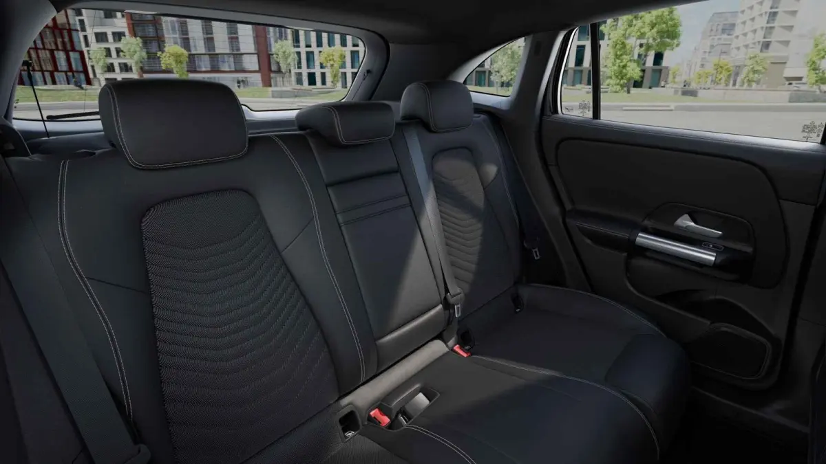 250+ Business Line LIMITED 71 kWh | Achteruitrijcamera | Stoelverwarming | Apple Carplay | Keyless |