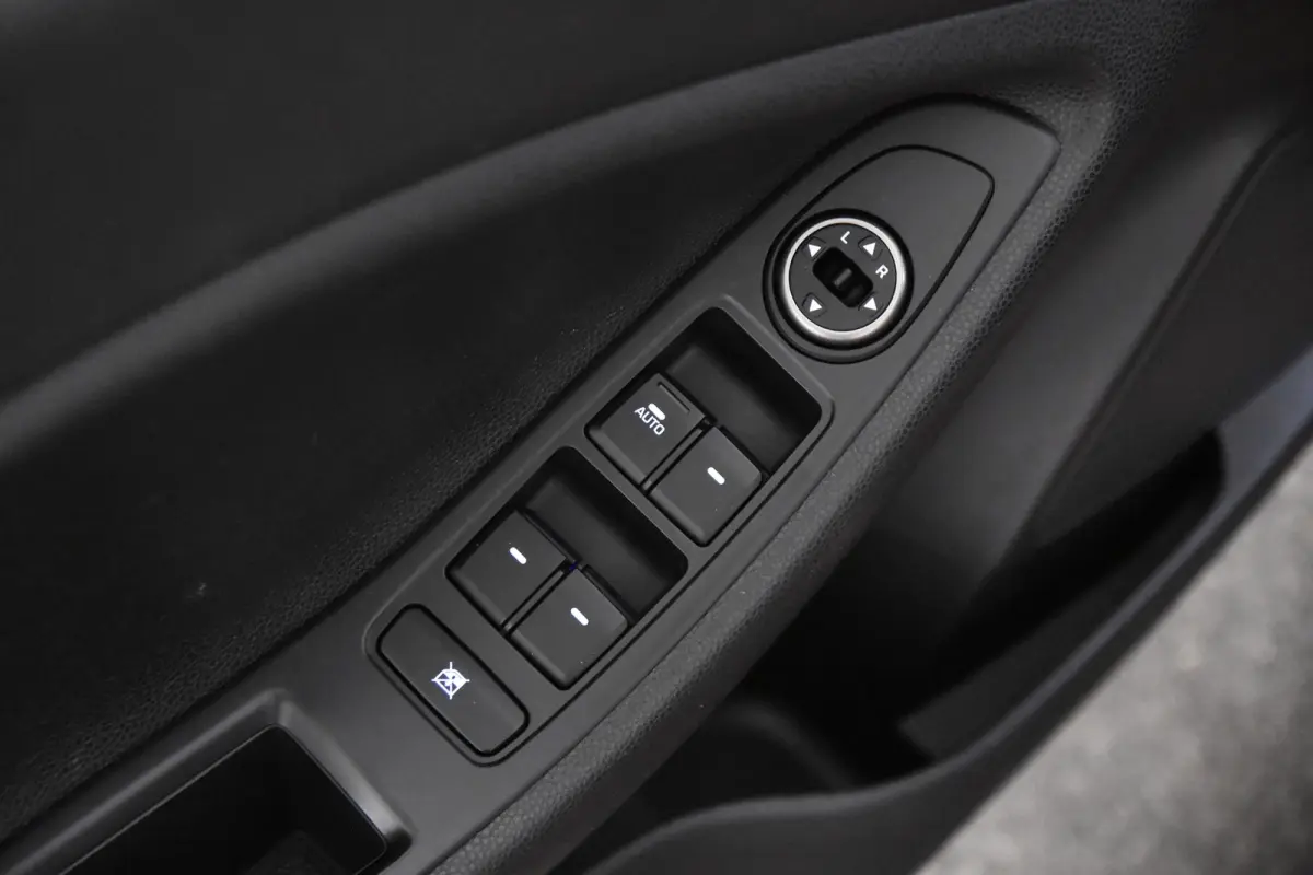 1.4i i-Vision Automaat *Navigatie*Camera*Stoelverwarming*