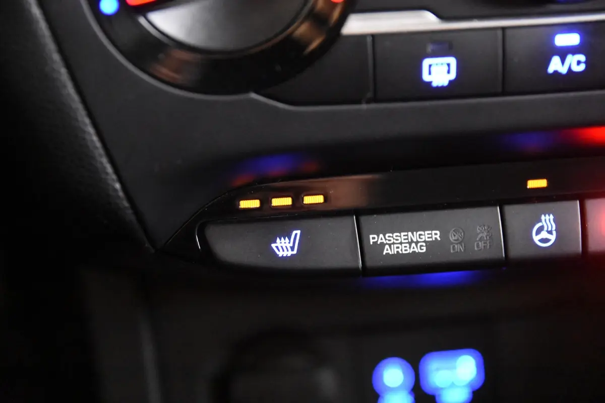 1.4i i-Vision Automaat *Navigatie*Camera*Stoelverwarming*