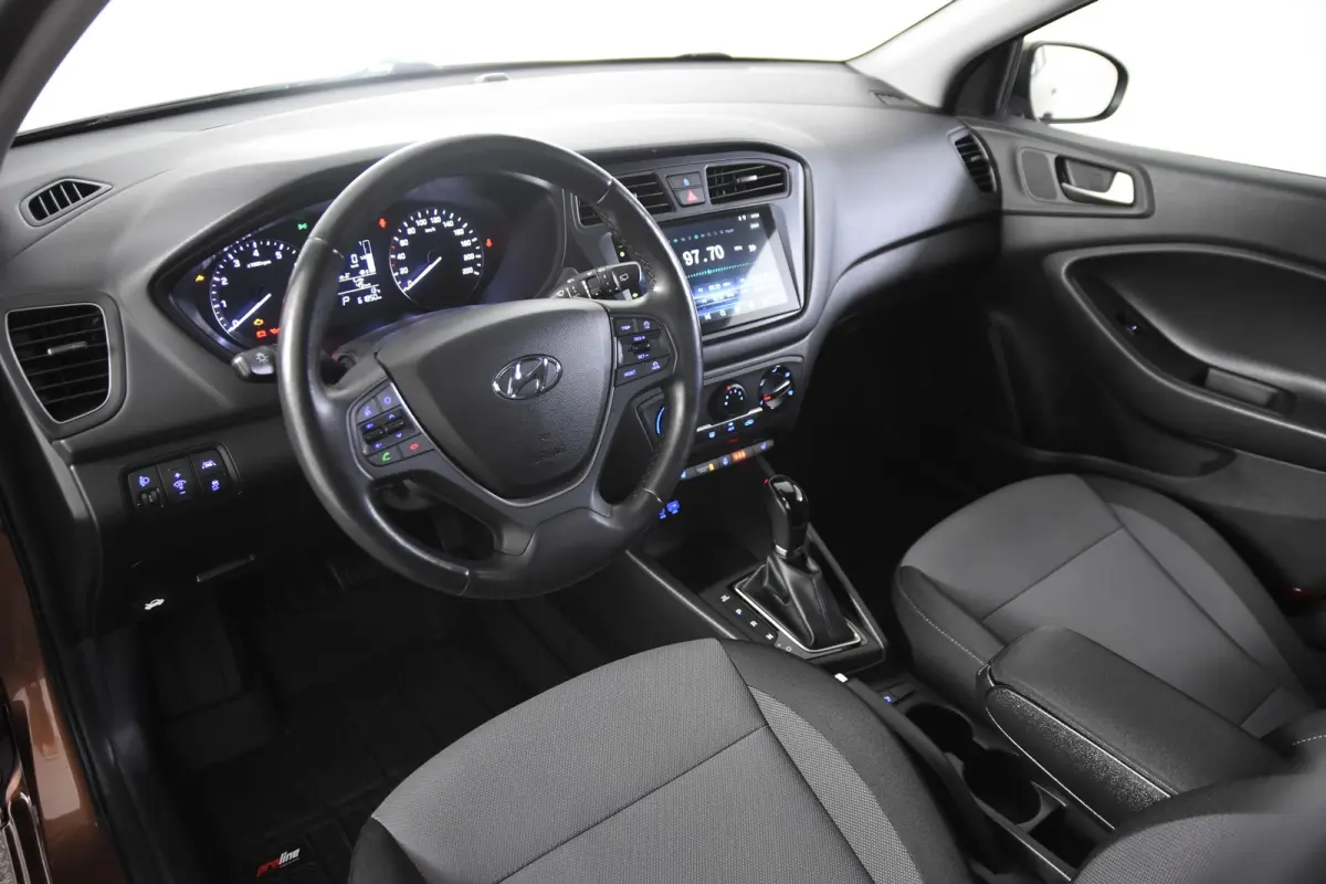 1.4i i-Vision Automaat *Navigatie*Camera*Stoelverwarming*