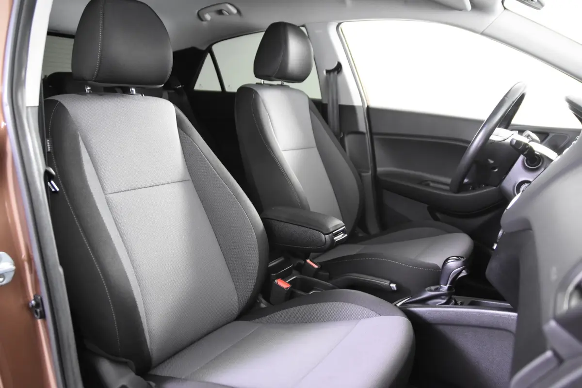 1.4i i-Vision Automaat *Navigatie*Camera*Stoelverwarming*