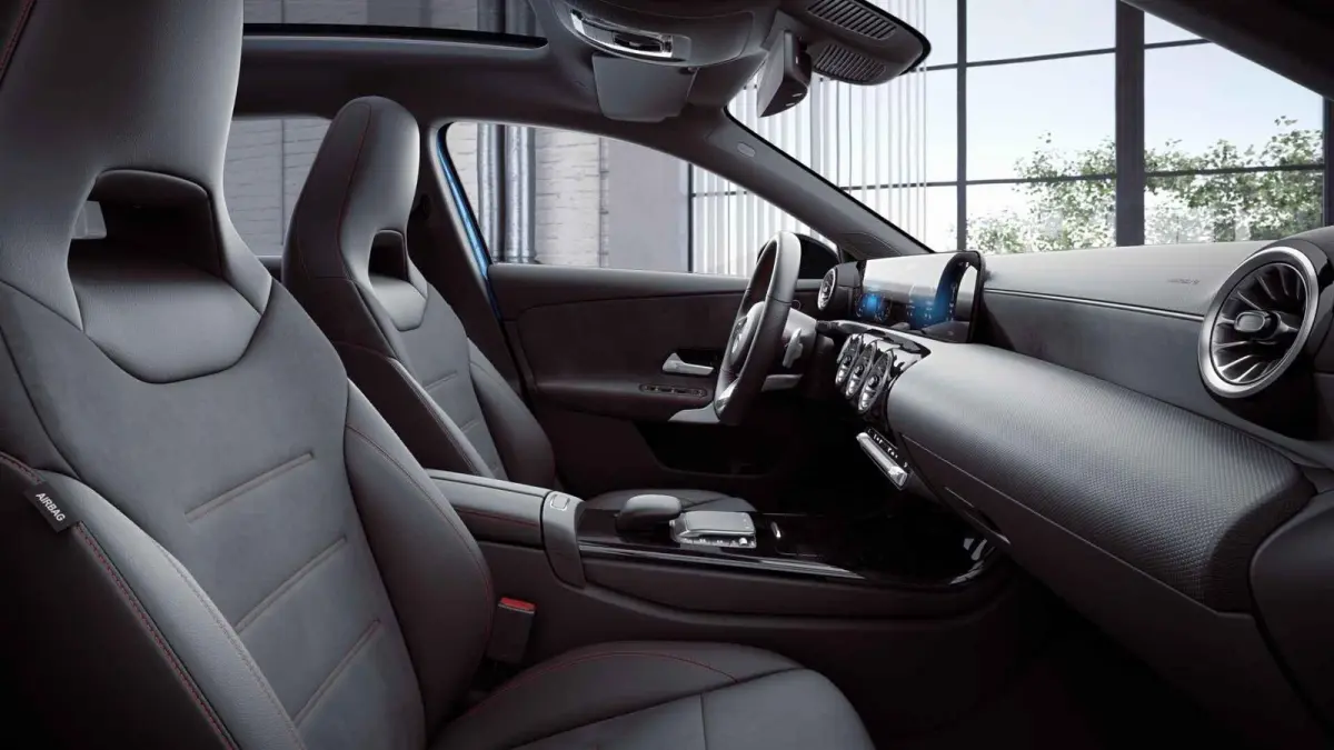 180 AMG Line | Panoramadak | Night | Multispaaks | Achteruitrijcamera | Stoelverwarming |