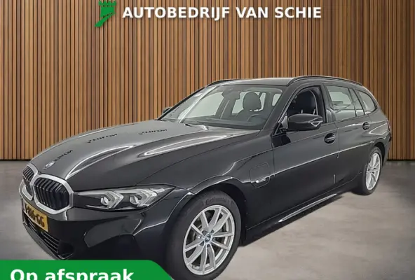 320e 1e-Eig. & Dealer-Onderh. BOVAG-Garantie. NL-Auto