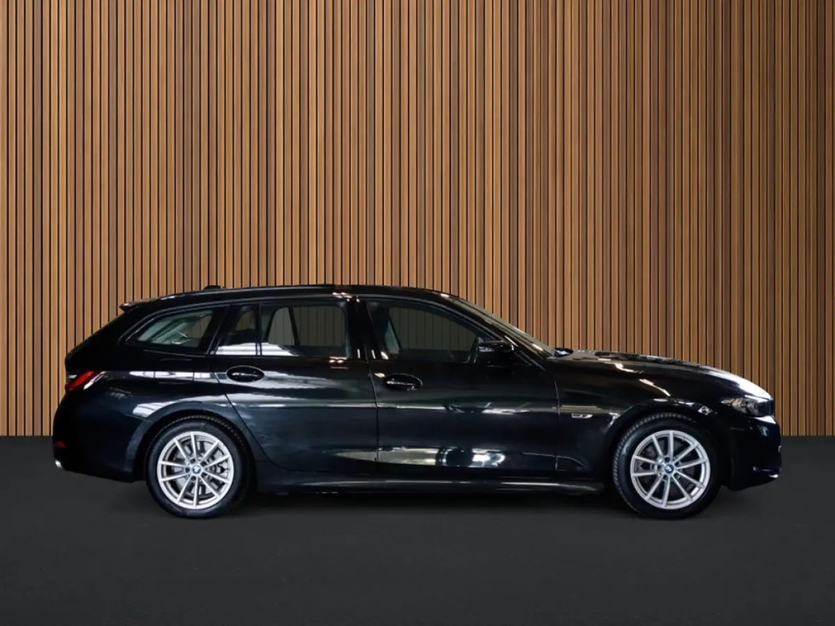 320e 1e-Eig. & Dealer-Onderh. BOVAG-Garantie. NL-Auto