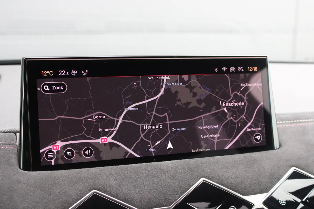 Performance Line 54 kWh | Fase 3 laden | Black Pack | Navigatie | Camera | Apple carplay | Bluetooth |