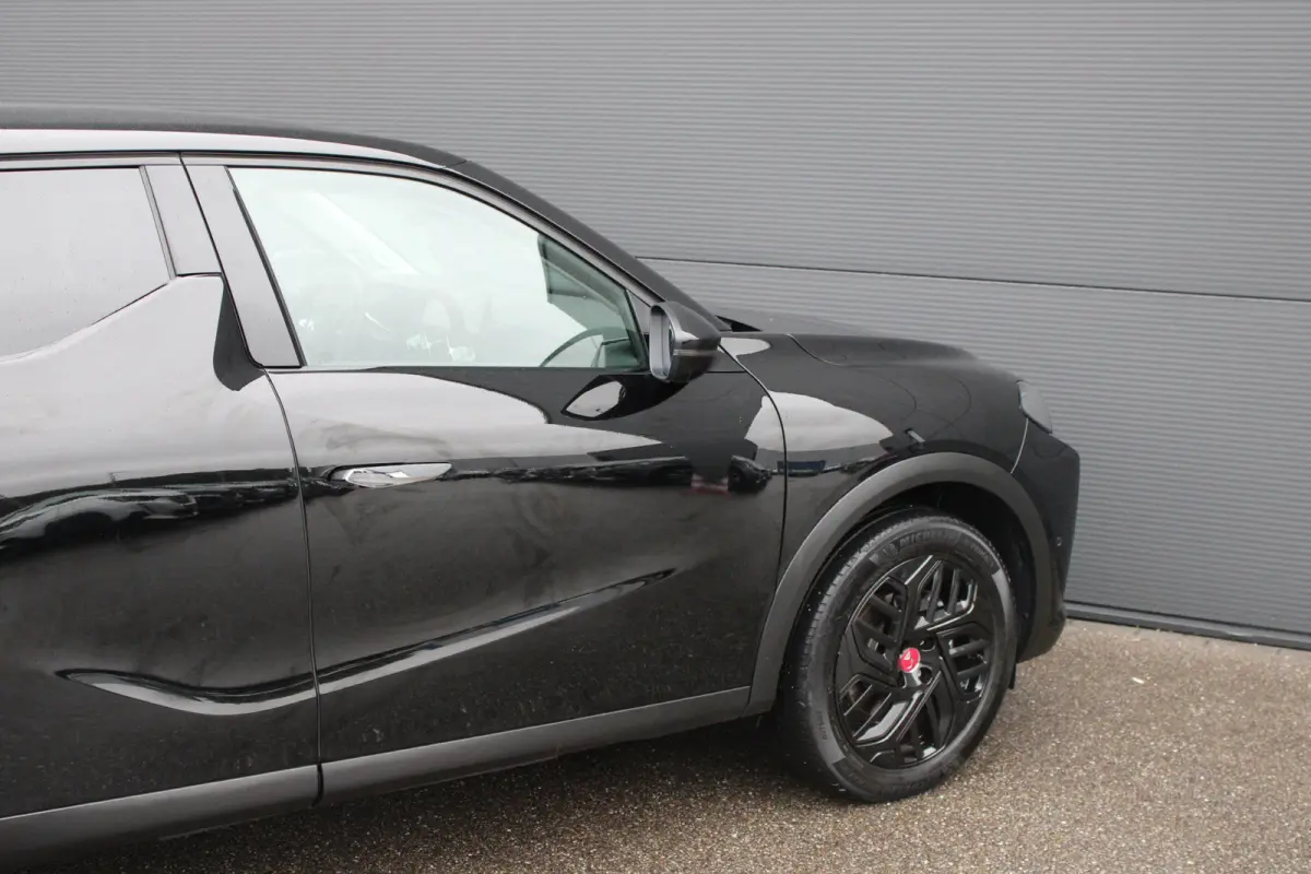 Performance Line 54 kWh | Fase 3 laden | Black Pack | Navigatie | Camera | Apple carplay | Bluetooth |