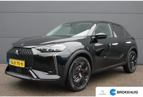 Performance Line 54 kWh | Fase 3 laden | Black Pack | Navigatie | Camera | Apple carplay | Bluetooth |