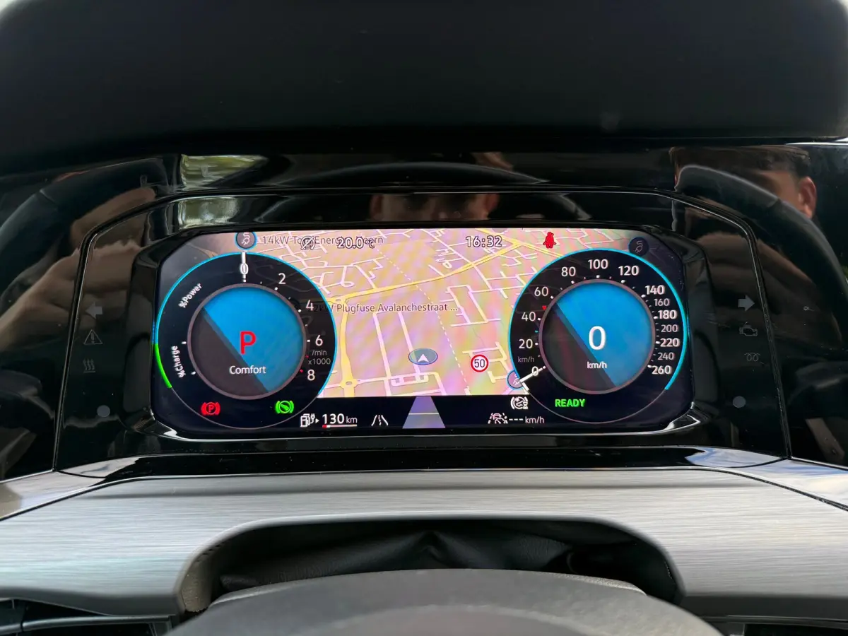 1.4 eHybrid Style - Automaat - Navi - Pano/Schuifdak - Climate - Org.NL