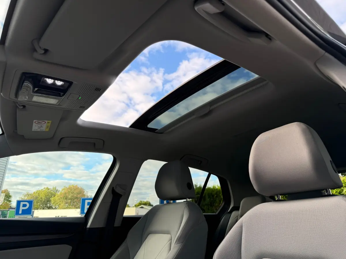 1.4 eHybrid Style - Automaat - Navi - Pano/Schuifdak - Climate - Org.NL