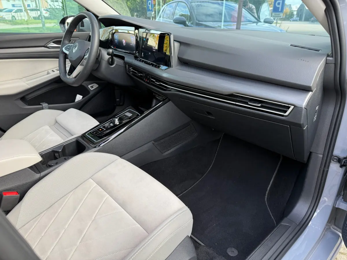 1.4 eHybrid Style - Automaat - Navi - Pano/Schuifdak - Climate - Org.NL