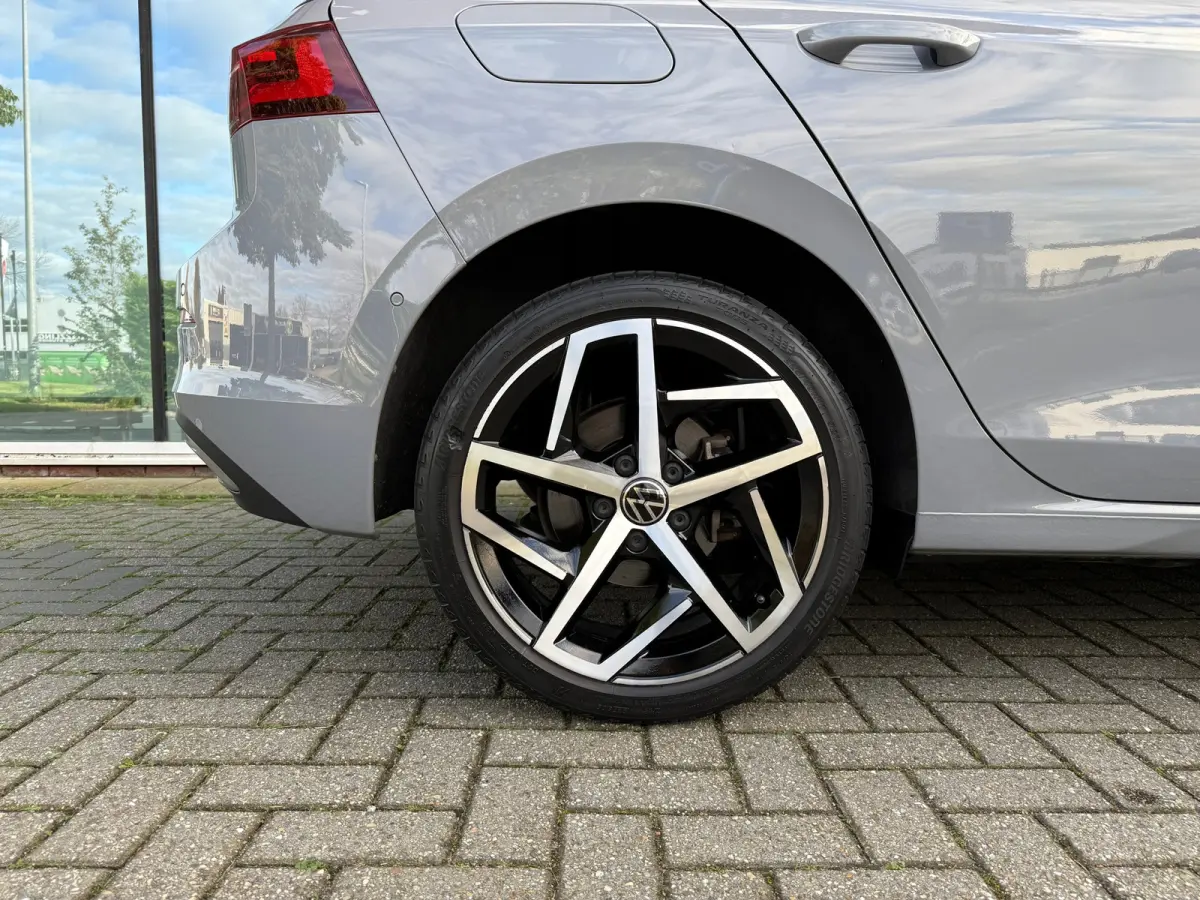 1.4 eHybrid Style - Automaat - Navi - Pano/Schuifdak - Climate - Org.NL