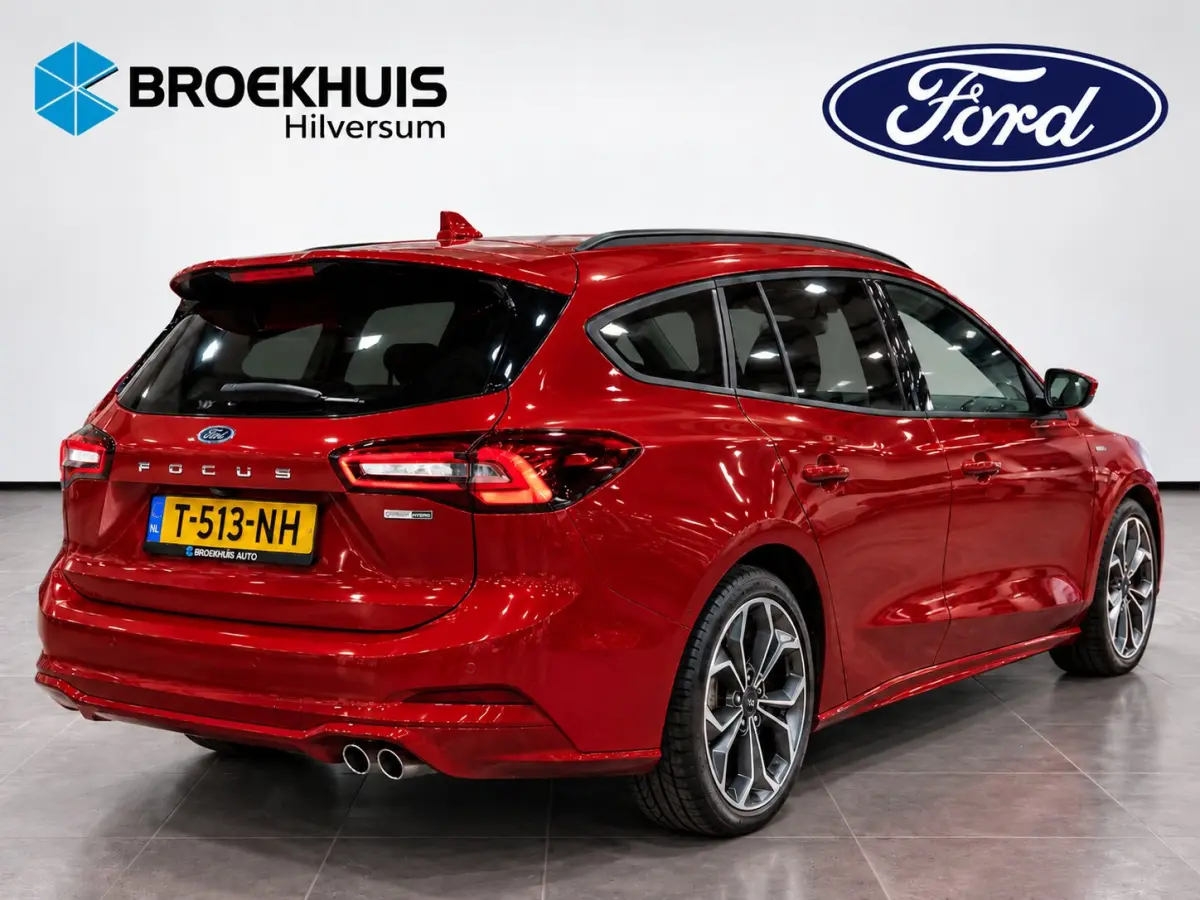 1.0 EcoBoost Hybrid ST Line X | Elekt. Trekhaak | Dr. Ass- Winter Pack | AGR Stoel | 18" LMV | All Season |