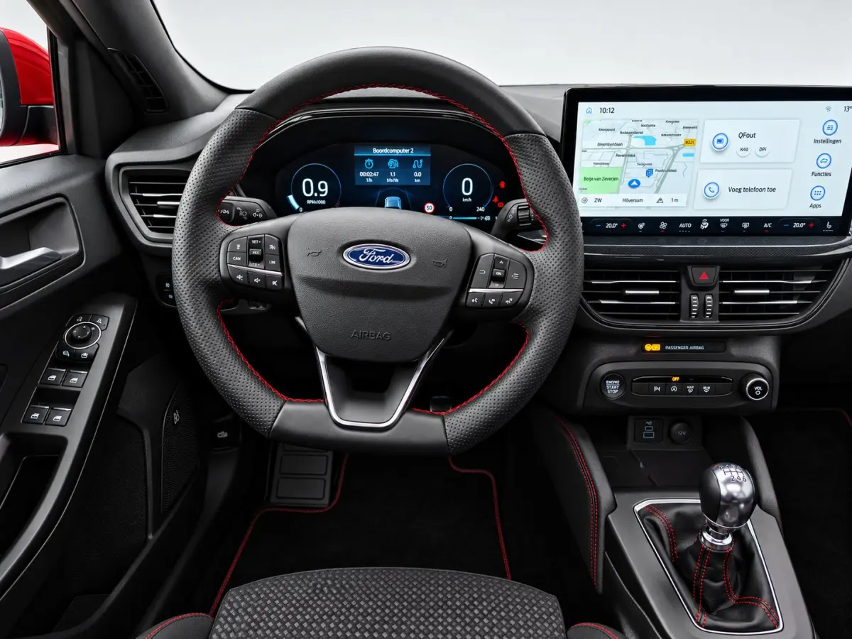 1.0 EcoBoost Hybrid ST Line X | Elekt. Trekhaak | Dr. Ass- Winter Pack | AGR Stoel | 18" LMV | All Season |