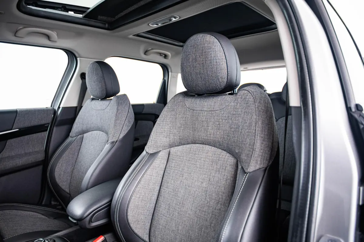 Cooper ALL4 Panoramadak - Active Cruise Control - Harman Kardon - Elektrisch verstelbare/verwarmde stoelen - Comfort acces - Elektrisch inklapbare buitenspiegels - Driving/Park Assistant -