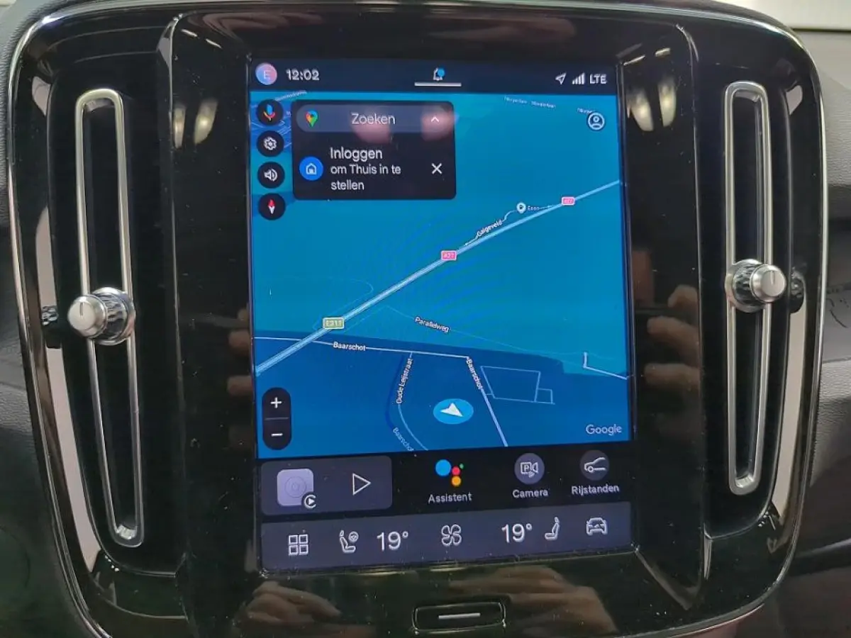 Recharge Plus 69 kWh | Pano | Achteruitrijcamera | Apple Carplay/Android Auto | Clima | Achteruitrijcamera | Apple Carplay/Android Auto|telefoonintegratie premium | Electronic climate contro