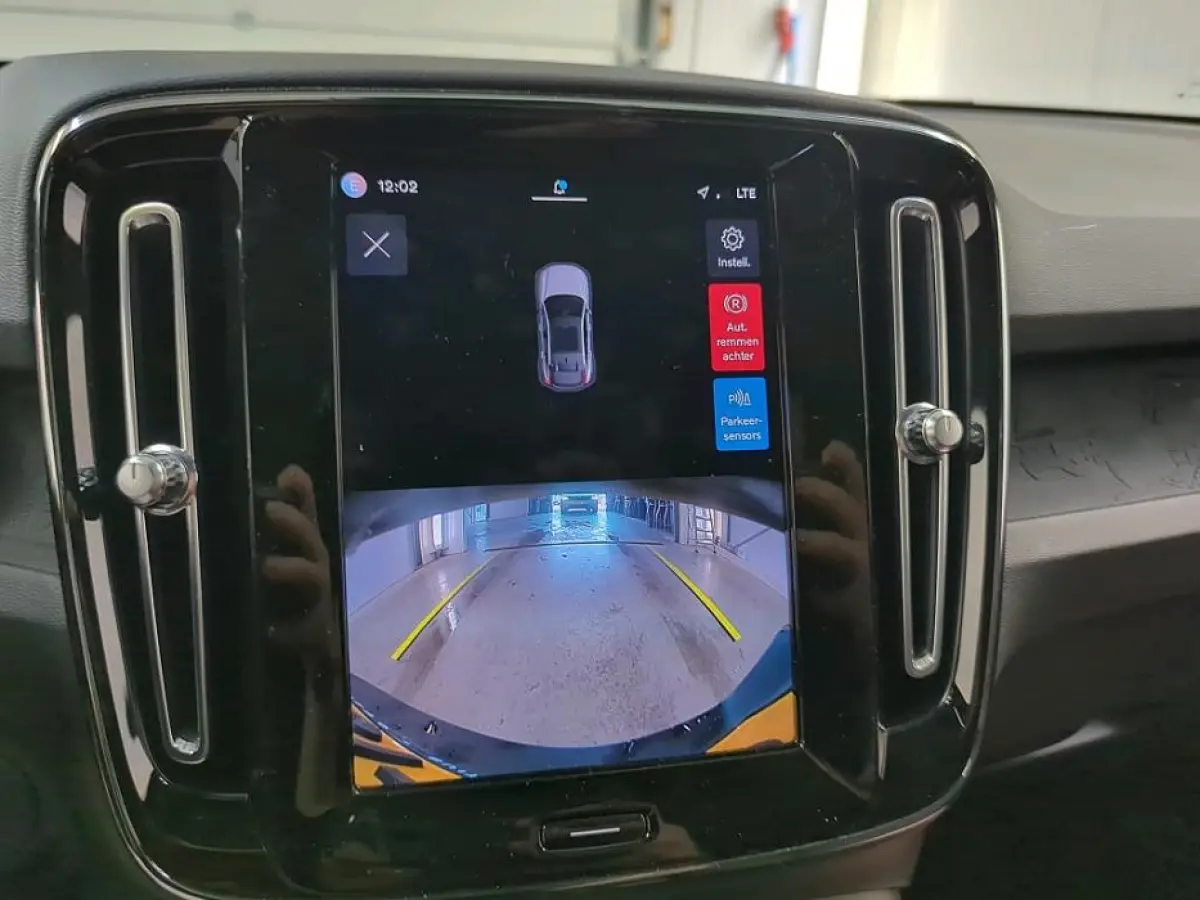 Recharge Plus 69 kWh | Pano | Achteruitrijcamera | Apple Carplay/Android Auto | Clima | Achteruitrijcamera | Apple Carplay/Android Auto|telefoonintegratie premium | Electronic climate contro