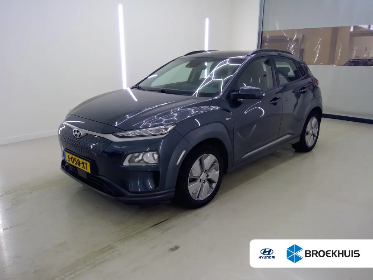 EV Comfort 64 kWh | SOH 100%! | Apple Carplay/Android Auto | Keyless | Parkeersensoren | Apple Carplay/Android Auto|telefoonintegratie premium | Keyless start | Parkeersensor achter
