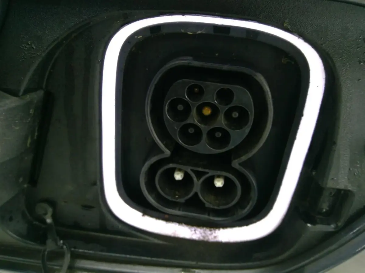 EV Comfort 64 kWh | SOH 100%! | Apple Carplay/Android Auto | Keyless | Parkeersensoren | Apple Carplay/Android Auto|telefoonintegratie premium | Keyless start | Parkeersensor achter