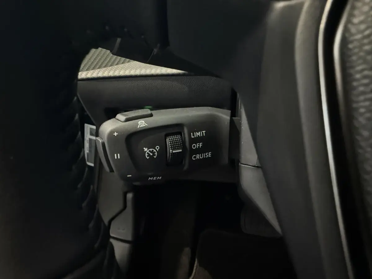 EV Allure 54 kWh | Dodehoek Sensoren | Camera | Apple Carplay/Android Auto