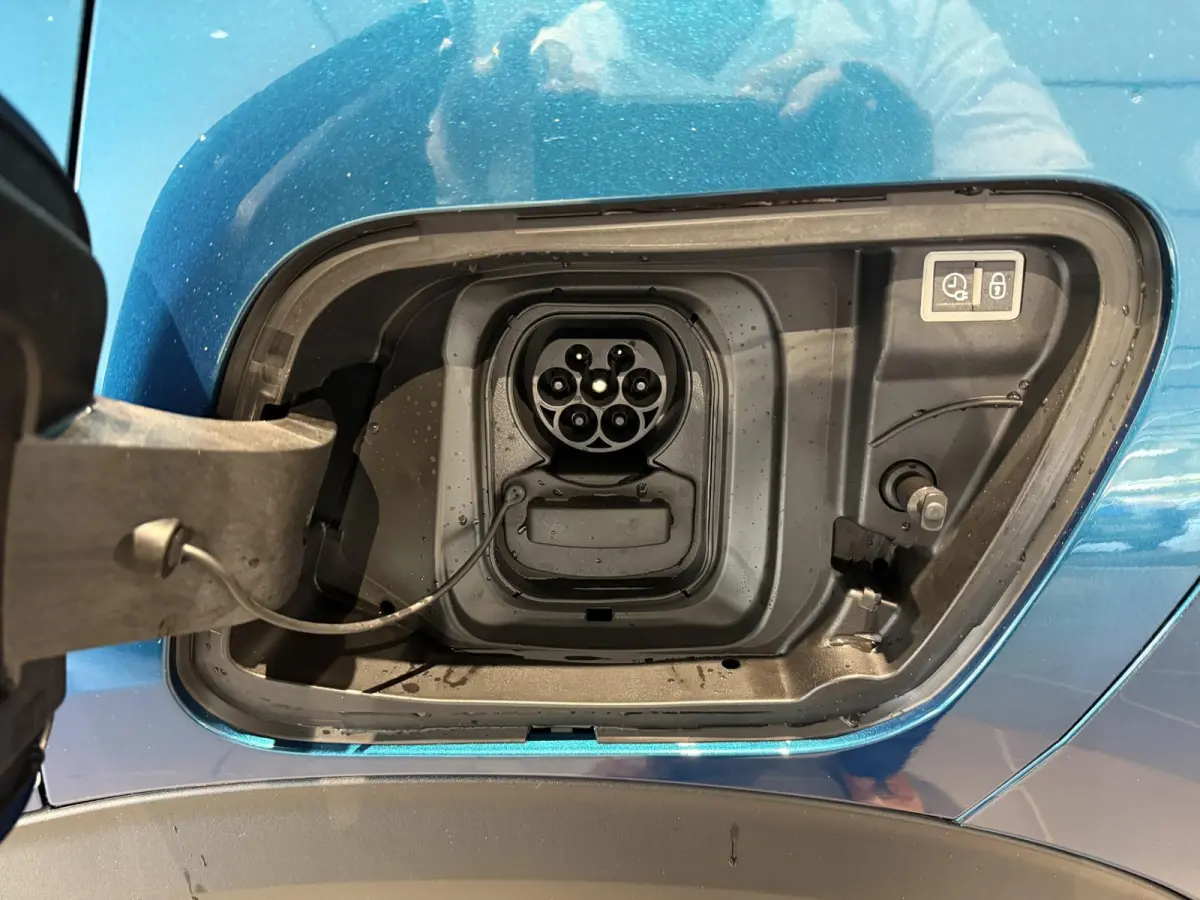 EV Allure 54 kWh | Dodehoek Sensoren | Camera | Apple Carplay/Android Auto