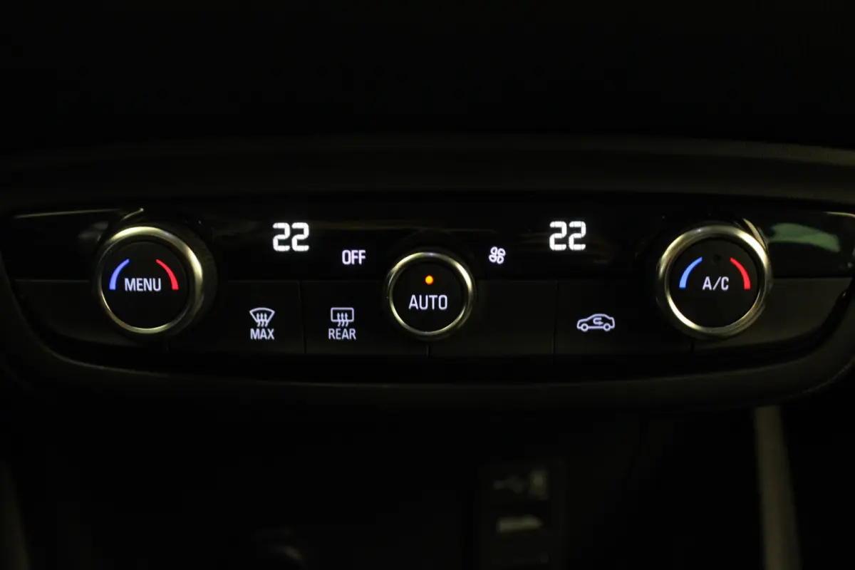 1.2 Turbo Business Elegance