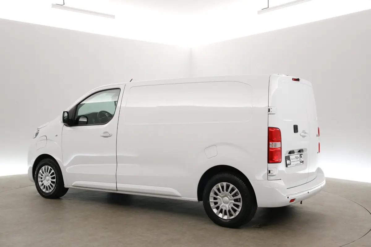 Electric 75 kWh L2H1 Range | Snelladen | SOH 93% | Clima | Cruise | Camera | Carplay | 3 Zits | Navi | Parkeersens.