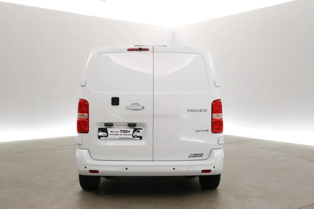 Electric 75 kWh L2H1 Range | Snelladen | SOH 93% | Clima | Cruise | Camera | Carplay | 3 Zits | Navi | Parkeersens.
