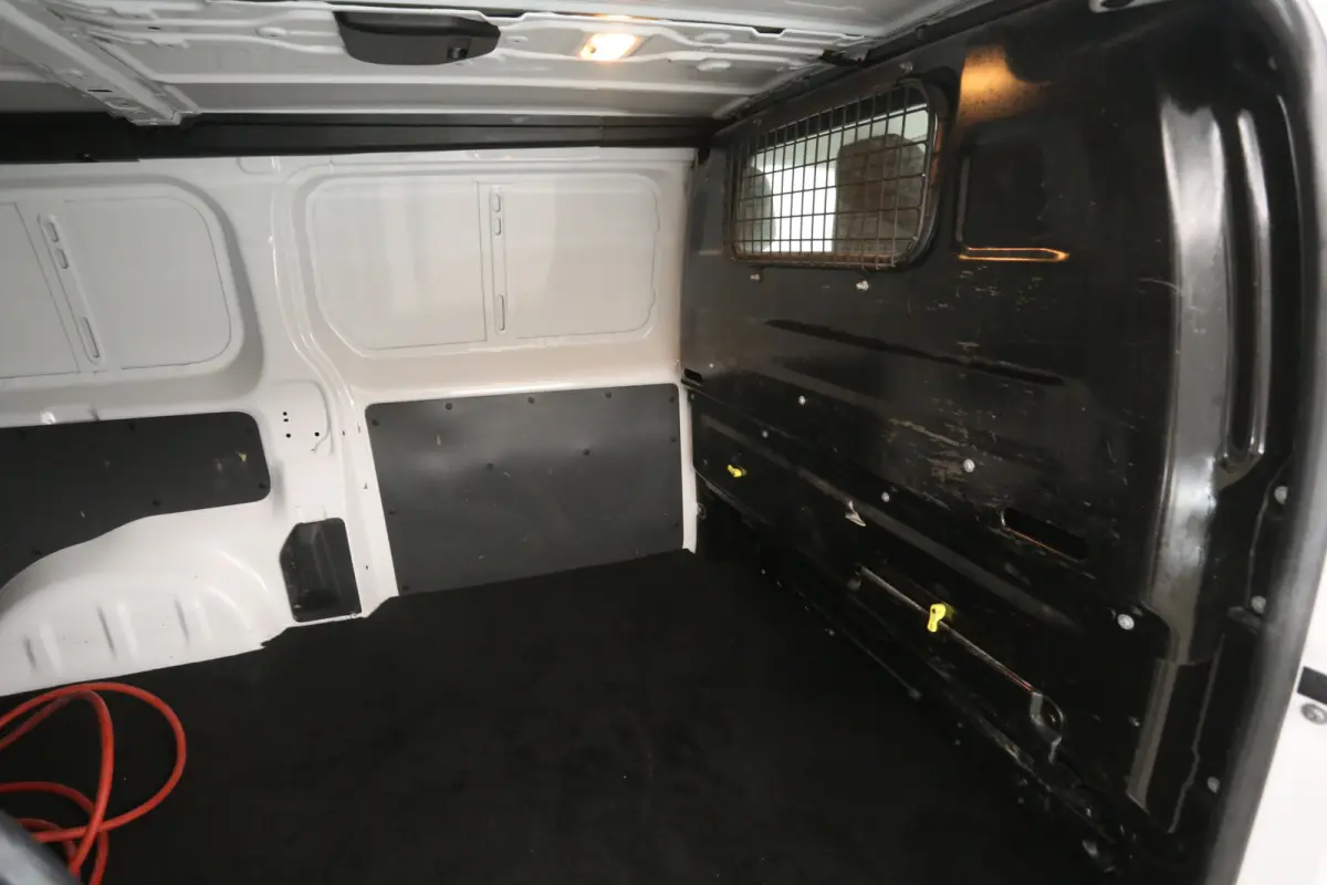 Electric 75 kWh L2H1 Range | Snelladen | SOH 93% | Clima | Cruise | Camera | Carplay | 3 Zits | Navi | Parkeersens.