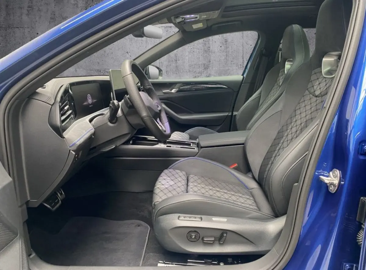 1.5 eHybrid R-Line Business | Elek. Trekhaak | Pano | Head-Up | BLISS | Memory | Sfeer | 360 Camera | ACC | Apple Carplay/Android Auto | | Apple Carplay/Android Auto|telefoonintegratie premi