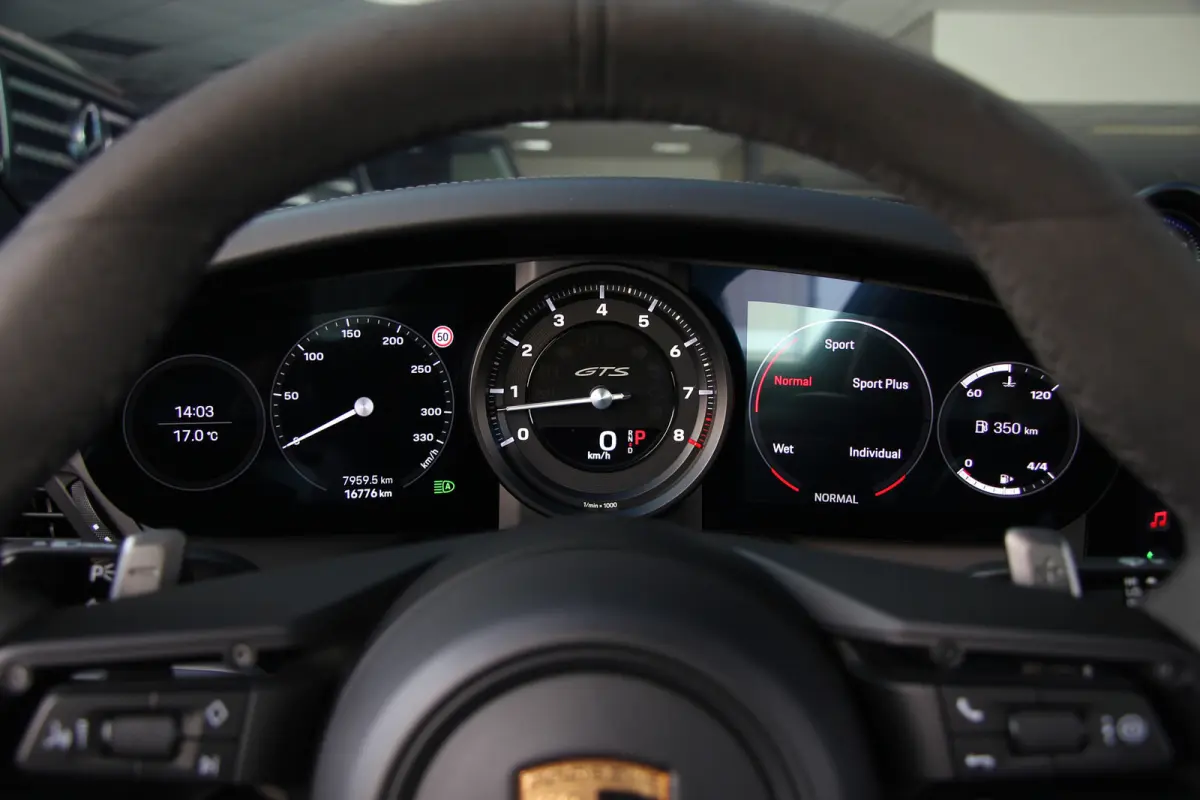 3.0 Carrera GTS | Sport Chrono | Matrix LED | BOSE | Camera | Keyless