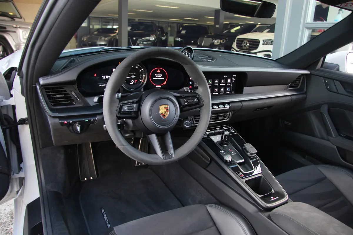 3.0 Carrera GTS | Sport Chrono | Matrix LED | BOSE | Camera | Keyless