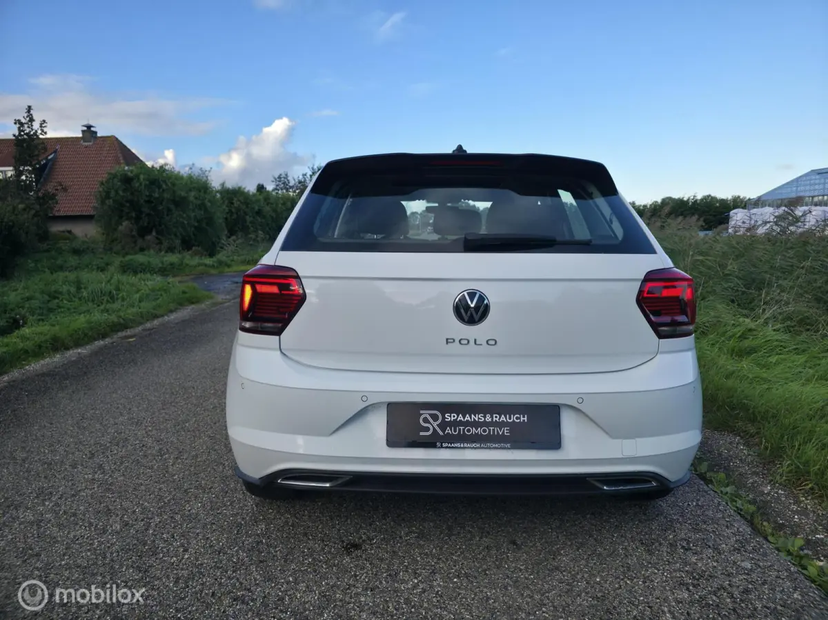 1.0 TSI R-line / Pano / Carplay / Navi