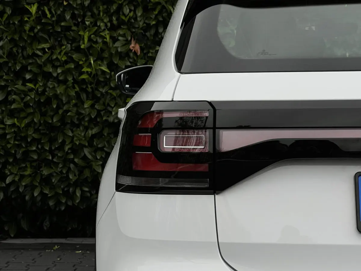 1.0 TSI Active, VIRTUAL COCKPIT, NAVIGATIE, CRUISE CONTROL, AIRCO, KEYLESS, DODEHOEK, CAMERA, LICHTMETAAL 16"